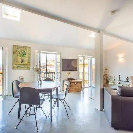 Ross 5- F2, Lumineux, Balcon, Loft, Clim, Vieux-nice Daire