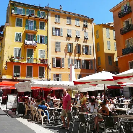 Daire Ross 5- F2, Lumineux, Balcon, Loft, Clim, Vieux-nice